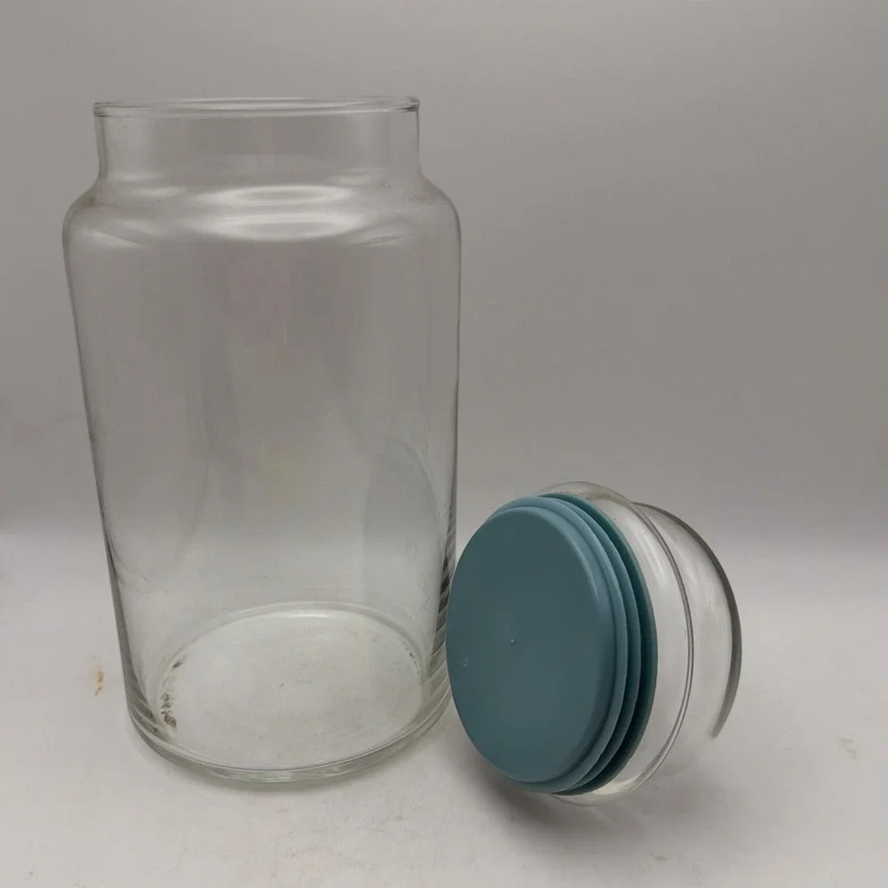 Apothecary Jar 4